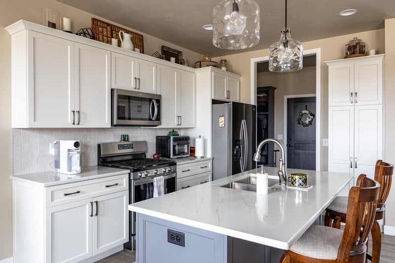 1831 White Dove Ln, Kaukauna, WI 54130