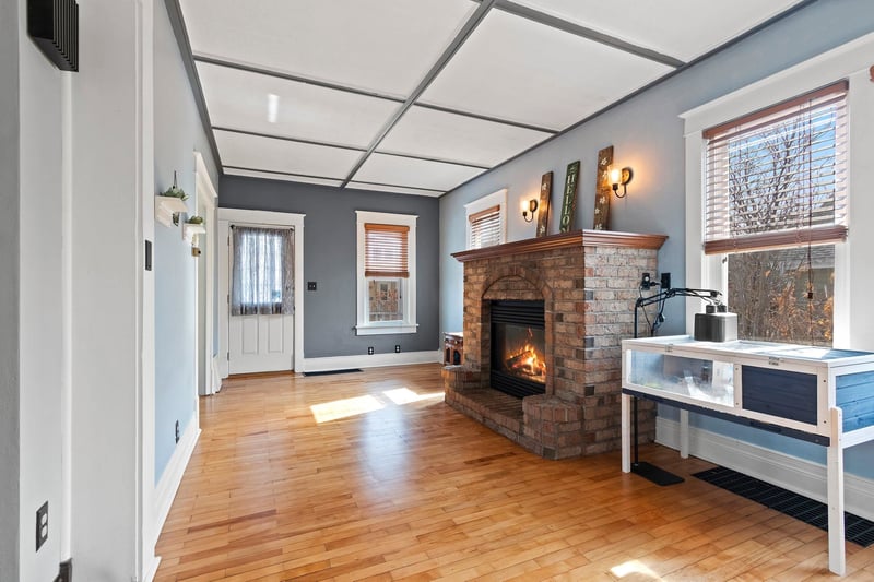 1525 Clark St, Appleton, WI 54911