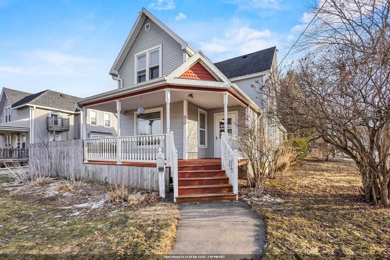 303 Mckinley St, Appleton, WI 54915