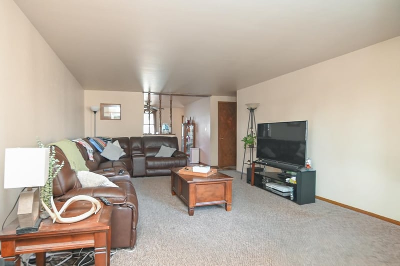 961 Alta St, Green Bay, WI 54313-7053