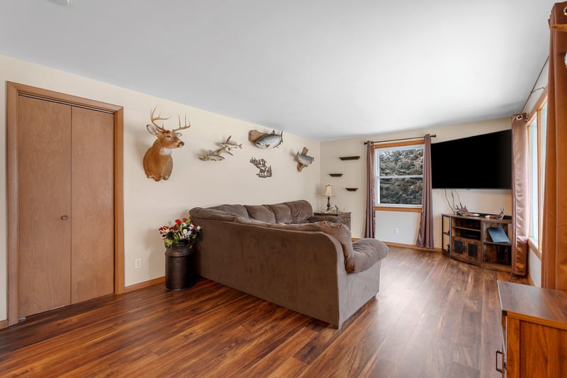 4451 Renier Rd, Green Bay, WI 54311