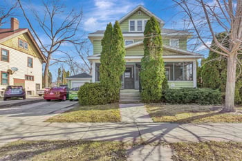 704 Wisconsin St, Oshkosh, WI 54901