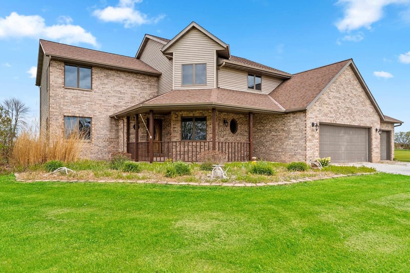 N2729 Lakeshore Rd, Kewaunee, WI 54216