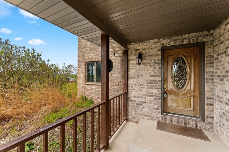 N2729 Lakeshore Rd, Kewaunee, WI 54216
