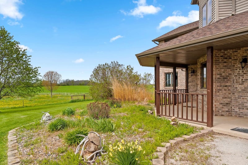 N2729 Lakeshore Rd, Kewaunee, WI 54216