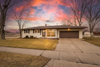 1062 Liberty St, Green Bay, WI 54304