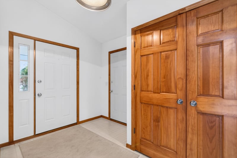 N262 Eastowne Ln, Appleton, WI 54915-6154