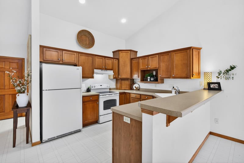 N262 Eastowne Ln, Appleton, WI 54915-6154