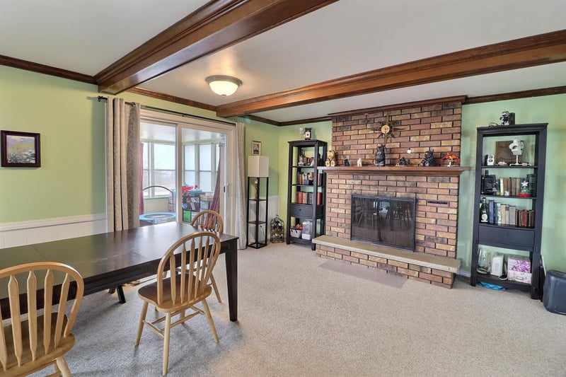 2888 Little Rapids Rd, De Pere, WI 54115