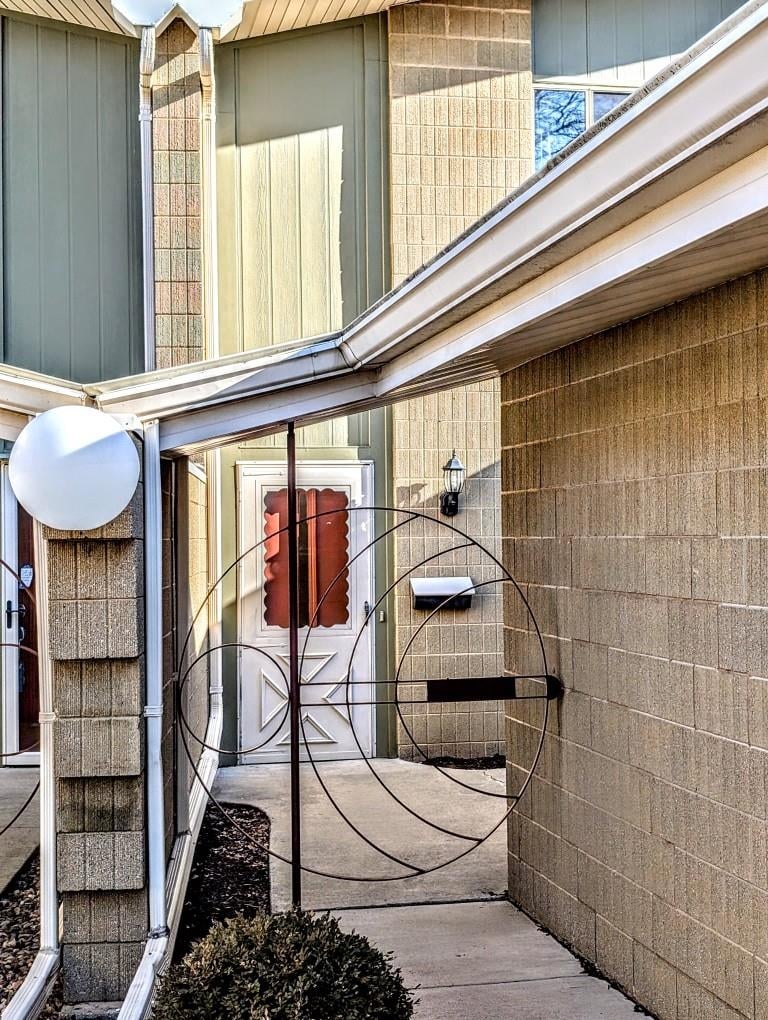 1235 Nicolet Cir, Appleton, WI 54914