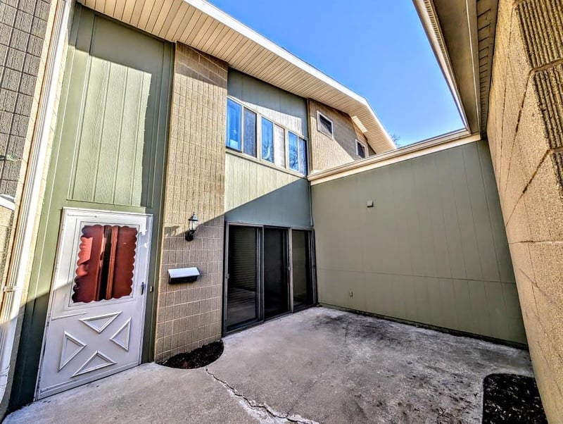 1235 Nicolet Cir, Appleton, WI 54914