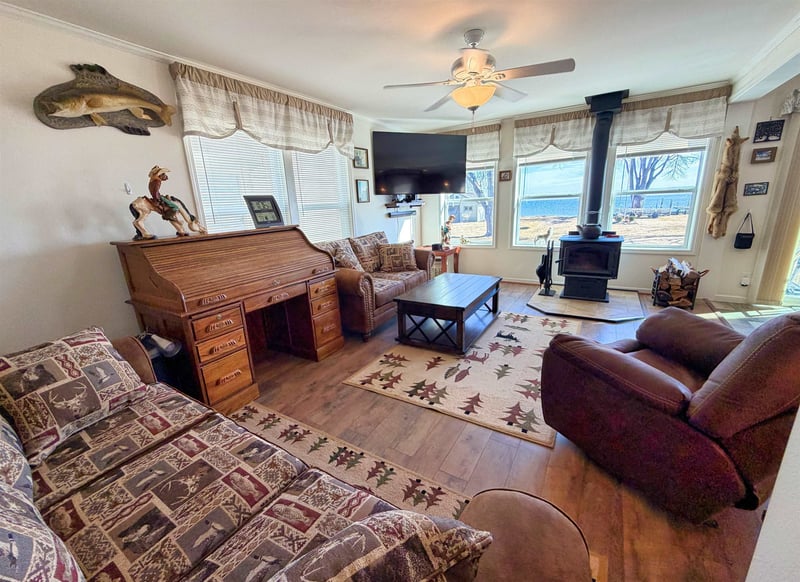 7852 Us Highway 45, Oshkosh, WI 54902