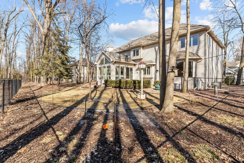 63 Brentwood Ln, Appleton, WI 54915