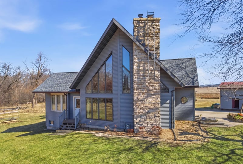 N4640 Lakeshore Dr, Chilton, WI 53014