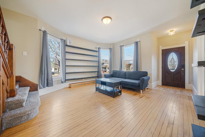 502 Cass St, Green Bay, WI 54301