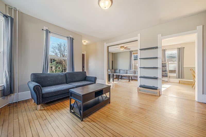 502 Cass St, Green Bay, WI 54301