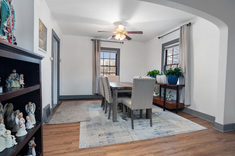 943 Roscoe St, Green Bay, WI 54304