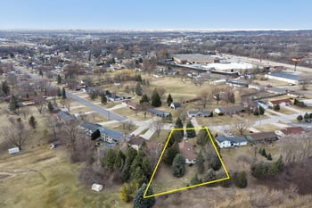 2462 Bluestone Pl, Green Bay, WI 54311