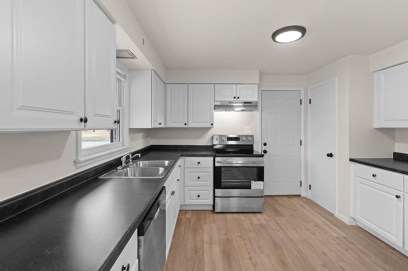 1202 2nd St, Kewaunee, WI 54216