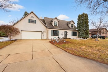3230 Whip Poor Will Ln, Appleton, WI 54915