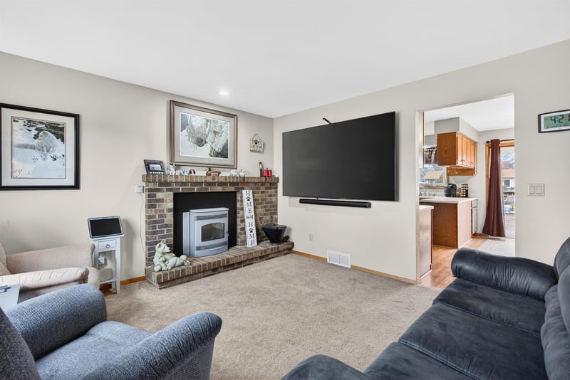 3230 Whip Poor Will Ln, Appleton, WI 54915