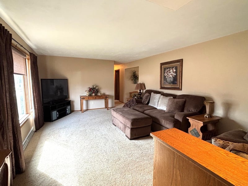1931 Summit St, Appleton, WI 54914-2614