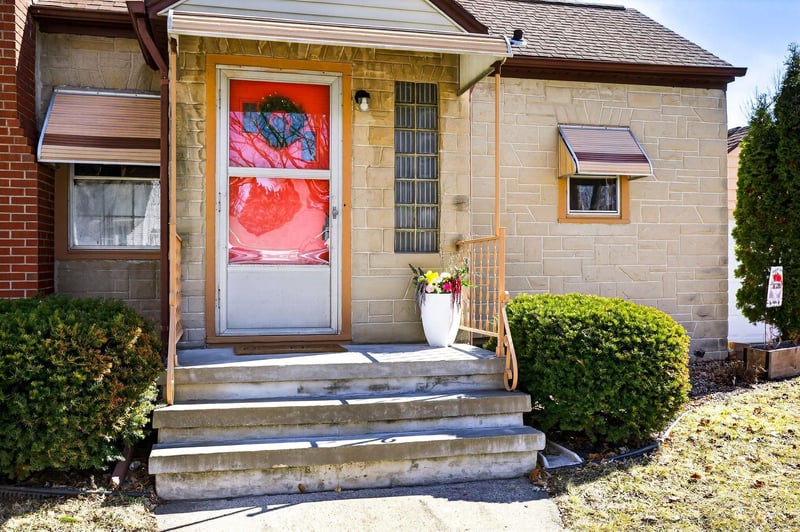 1108 Gillett St, Appleton, WI 54914