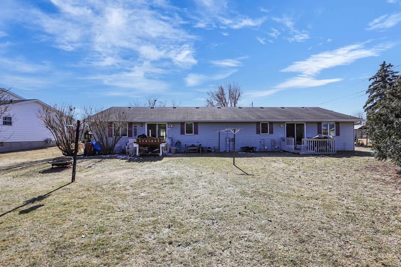 601 Forest St, Black Creek, WI 54106