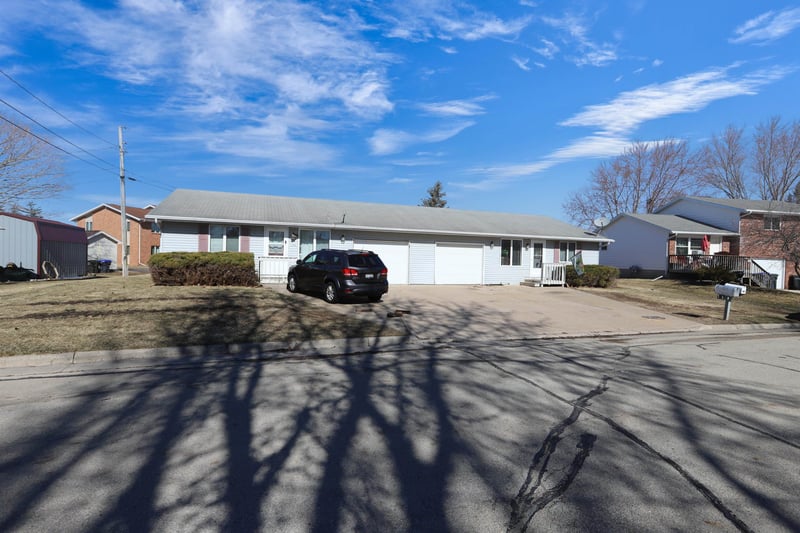 601 Forest St, Black Creek, WI 54106