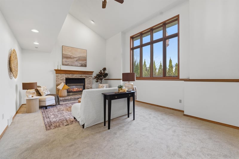 1715 Bernheim St, Oshkosh, WI 54904