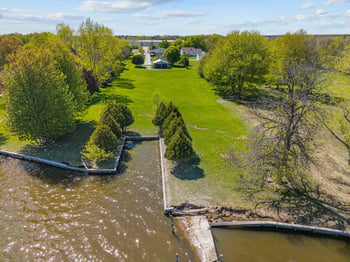 1299 Lake St, Neenah, WI 54956-1608