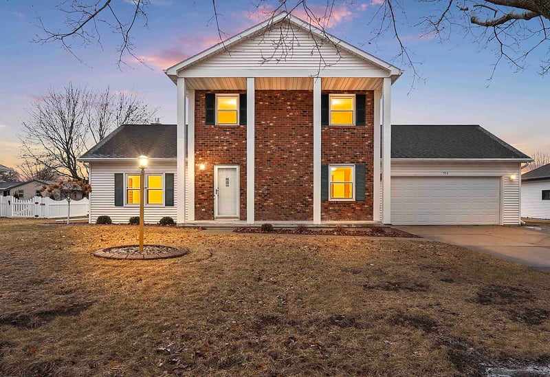 553 Gwynn St, Green Bay, WI 54301