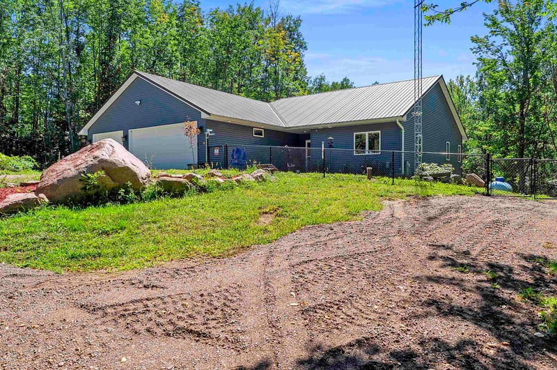 14533 Joseph Ln, Mountain, WI 54149