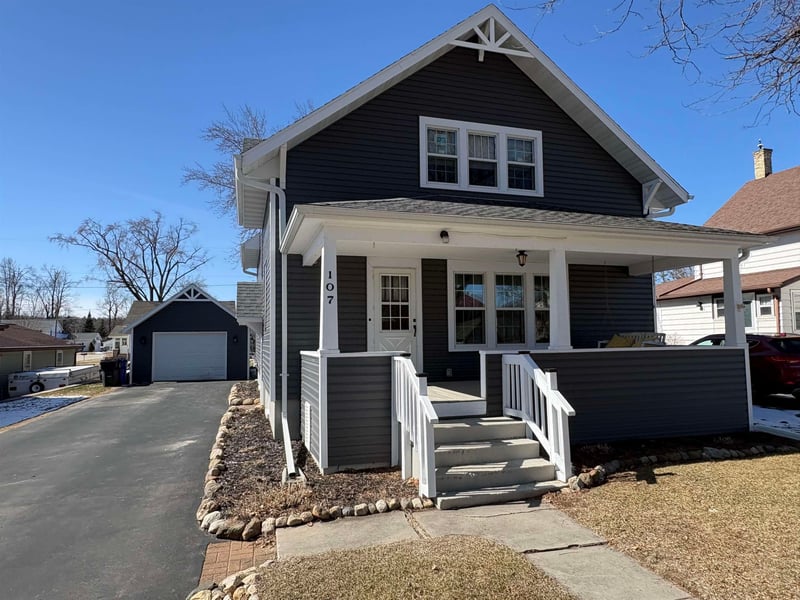 107 2nd St, Bonduel, WI 54107