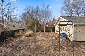 993 Christiana St, Green Bay, WI 54303-3408