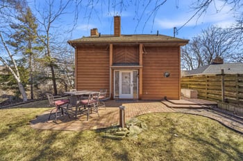 104 Adella Beach Rd, Neenah, WI 54956