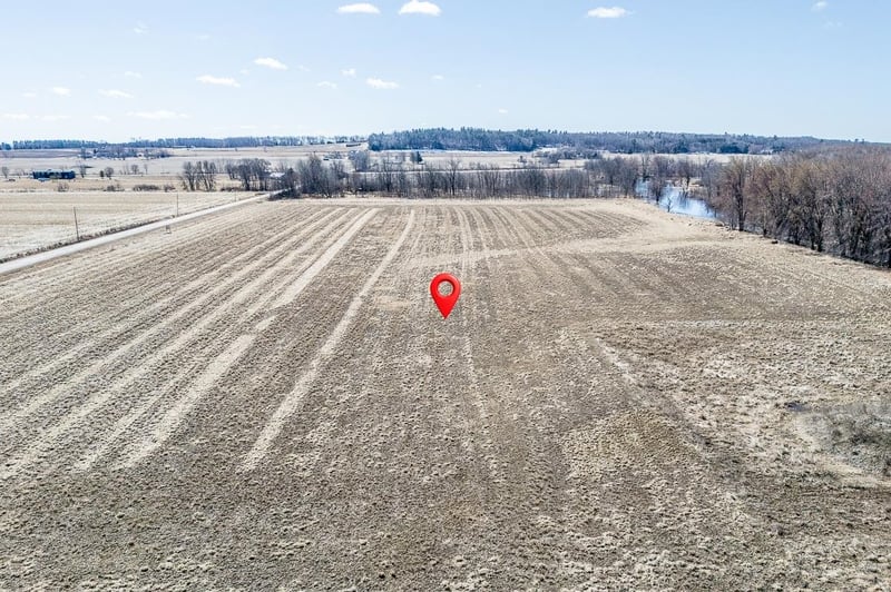 N5201 Lower Rd, Shiocton, WI 54170-9132