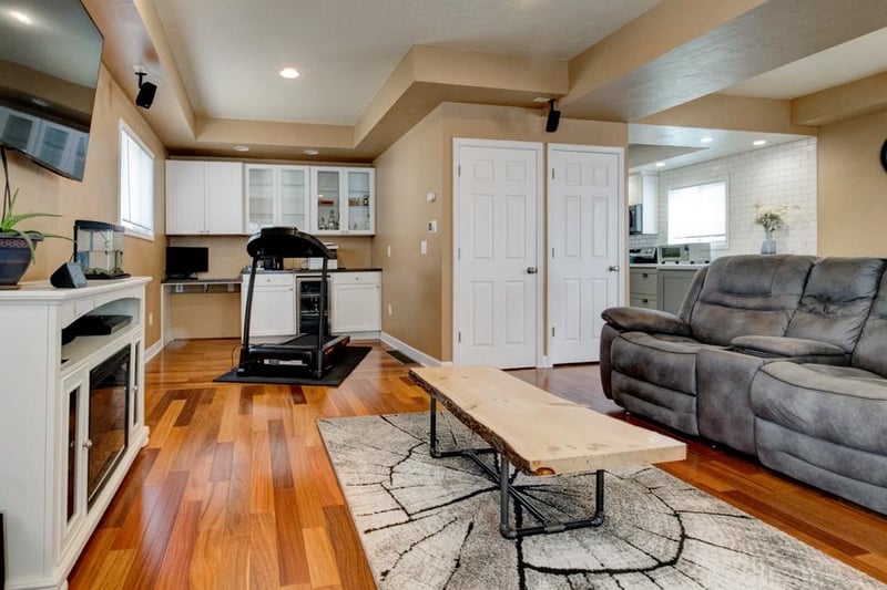 228 Franklin St, Oconto Falls, WI 54154