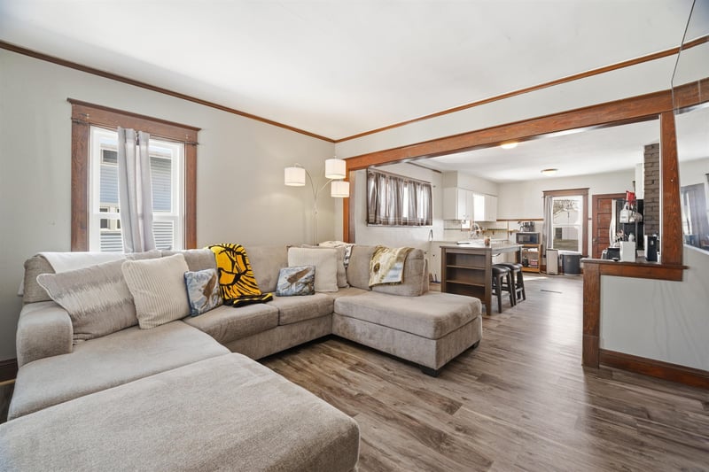 923 Elsie St, Appleton, WI 54913