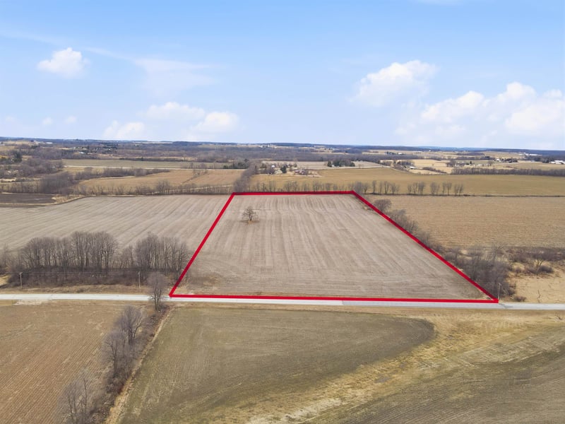 Hayton Rd, New Holstein, WI 53061