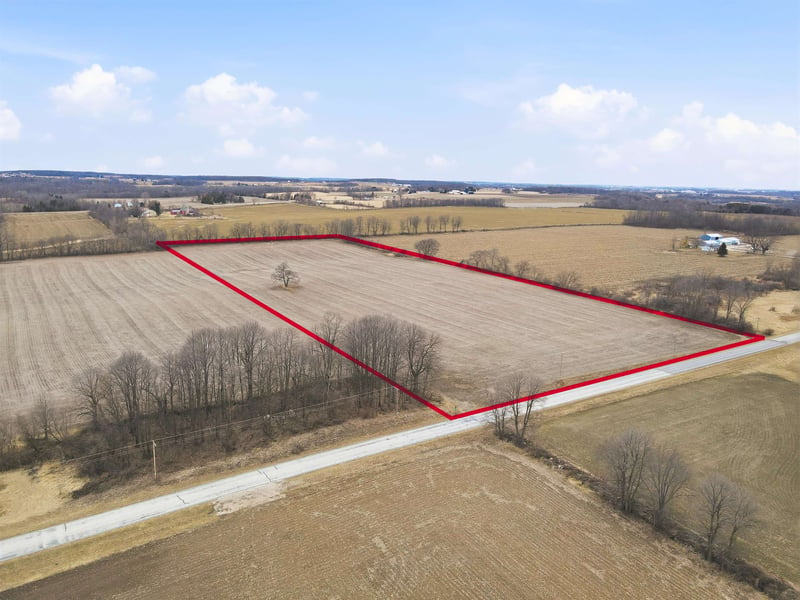 Hayton Rd, New Holstein, WI 53061