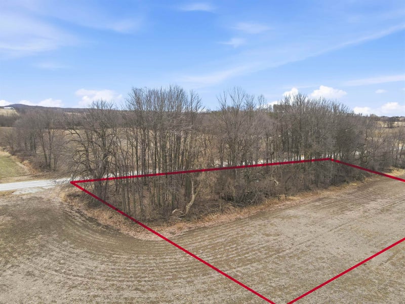 Hayton Rd, New Holstein, WI 53061