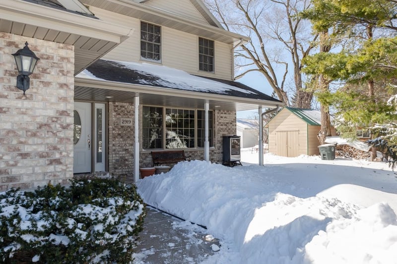 2919 Hornsby Way, Green Bay, WI 54313