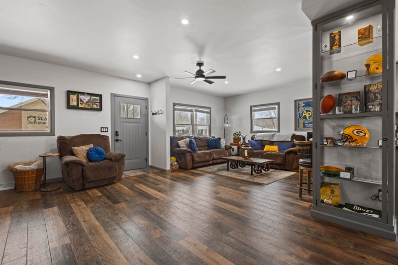 1749 Oneida St, Green Bay, WI 54304