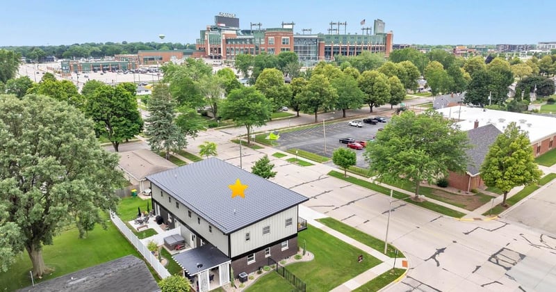 1751 Oneida St, Green Bay, WI 54304