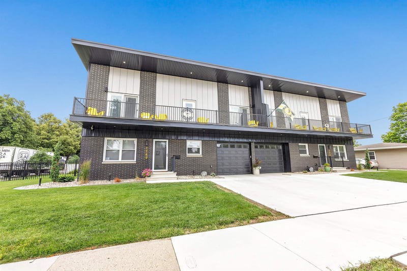 1749 Oneida St, Green Bay, WI 54304