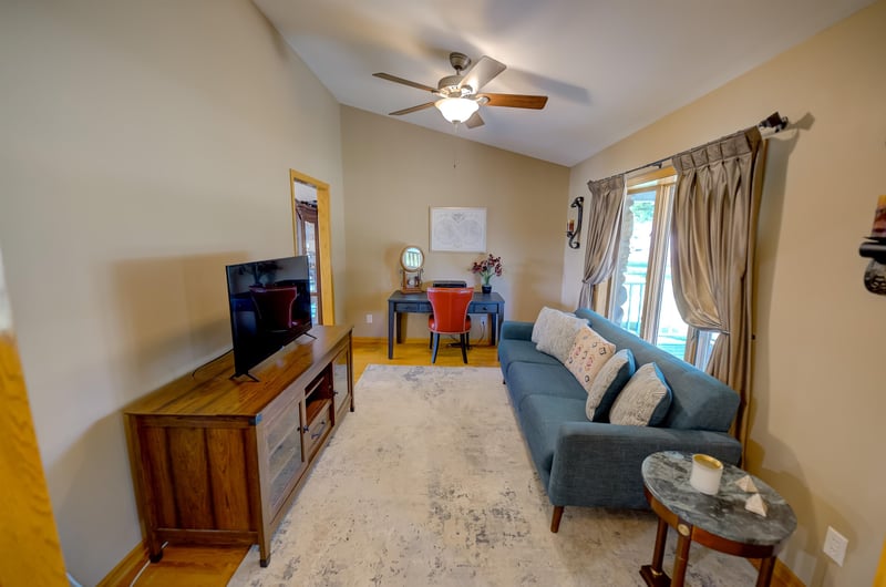 3129 Honey Creek Ct, Oshkosh, WI 54904