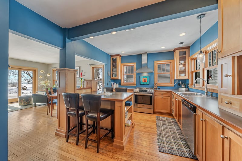 1783 Brighton Beach Rd, Menasha, WI 54952