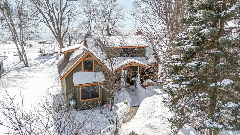 1783 Brighton Beach Rd, Menasha, WI 54952