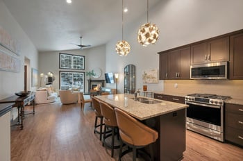 2580-3 Bay Harbor Cir, Green Bay, WI 54304